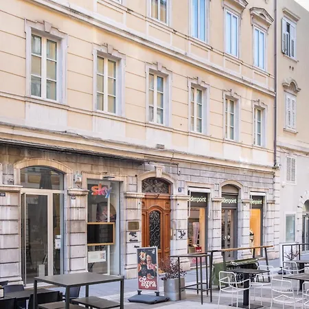 The Architect - Exclusive Loft In Ponterosso Lägenhet *